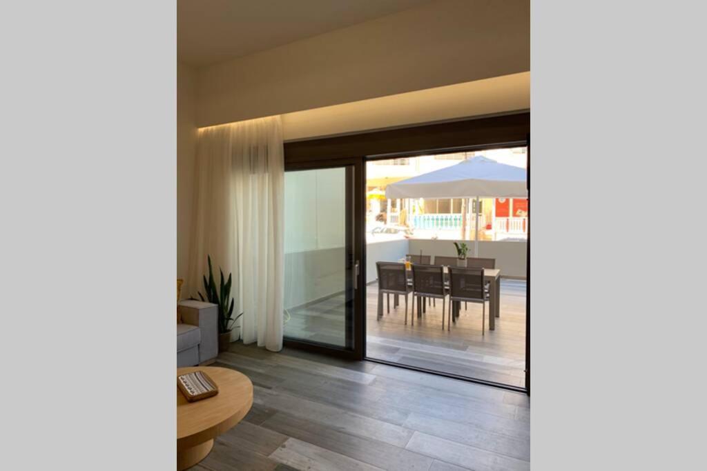 העיירה רתימנו Aelia Luxury Beach House מראה חיצוני תמונה